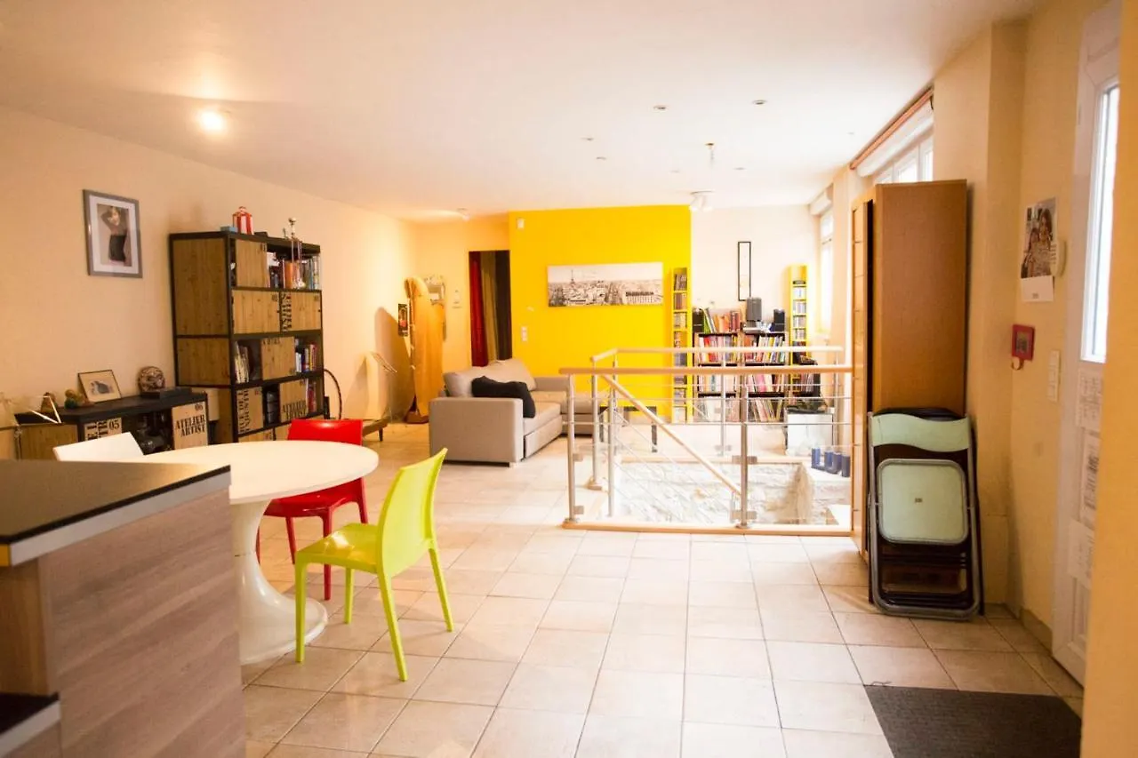 Large Souplex In The 10Th District Of Paris